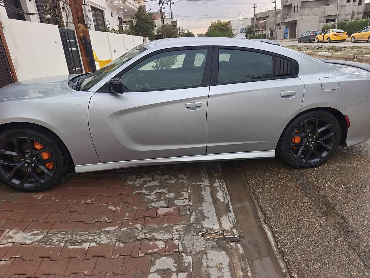 للبيع جارجر موديل 2020 GT
حادث بونيد وجالمغ ايمن ايرباك ستيرن ودشبول بدون دواخل بدون شاصي سياره جديده كلش 
ماشيه 43  تايرات جدد وكير ومحرك كله بالشرط 
سياره على وضع الشركه ماملعوب ابد بيها كله على وضع الشركة 
السعر 225 وبيها مجال المايعجبه السعر ويشوفها غاليه يخليلنه كلمة طيبه 
العنوان كركوك 
***********
