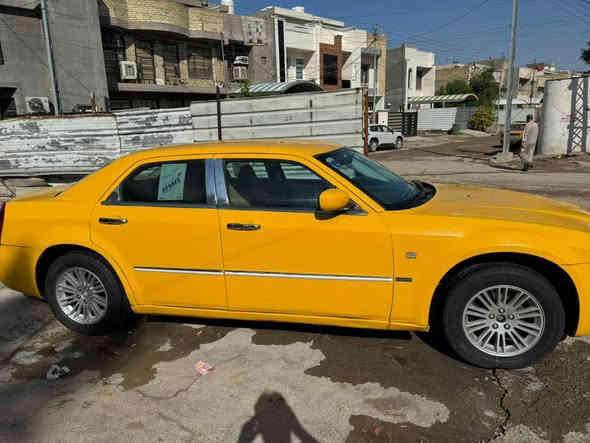 السلام عليكم شباب
للبيع اوباما 2010بسمي 
مصفره هيئه وغرامات 
مكينه جديده كير جديد 
حداديه قبل شهر سويتها 
تخم تاير جديد
تبريد تدفئه 
مكينه 3500 
مانع انزلاق 
اي بي اس 
خطها بغداد...كوت 
مكاني بغداد حي الجهاد 
سعر 115وبيها مجال بسيط 
حادثها جاملغ وبنيد وعندي سونار ***********
