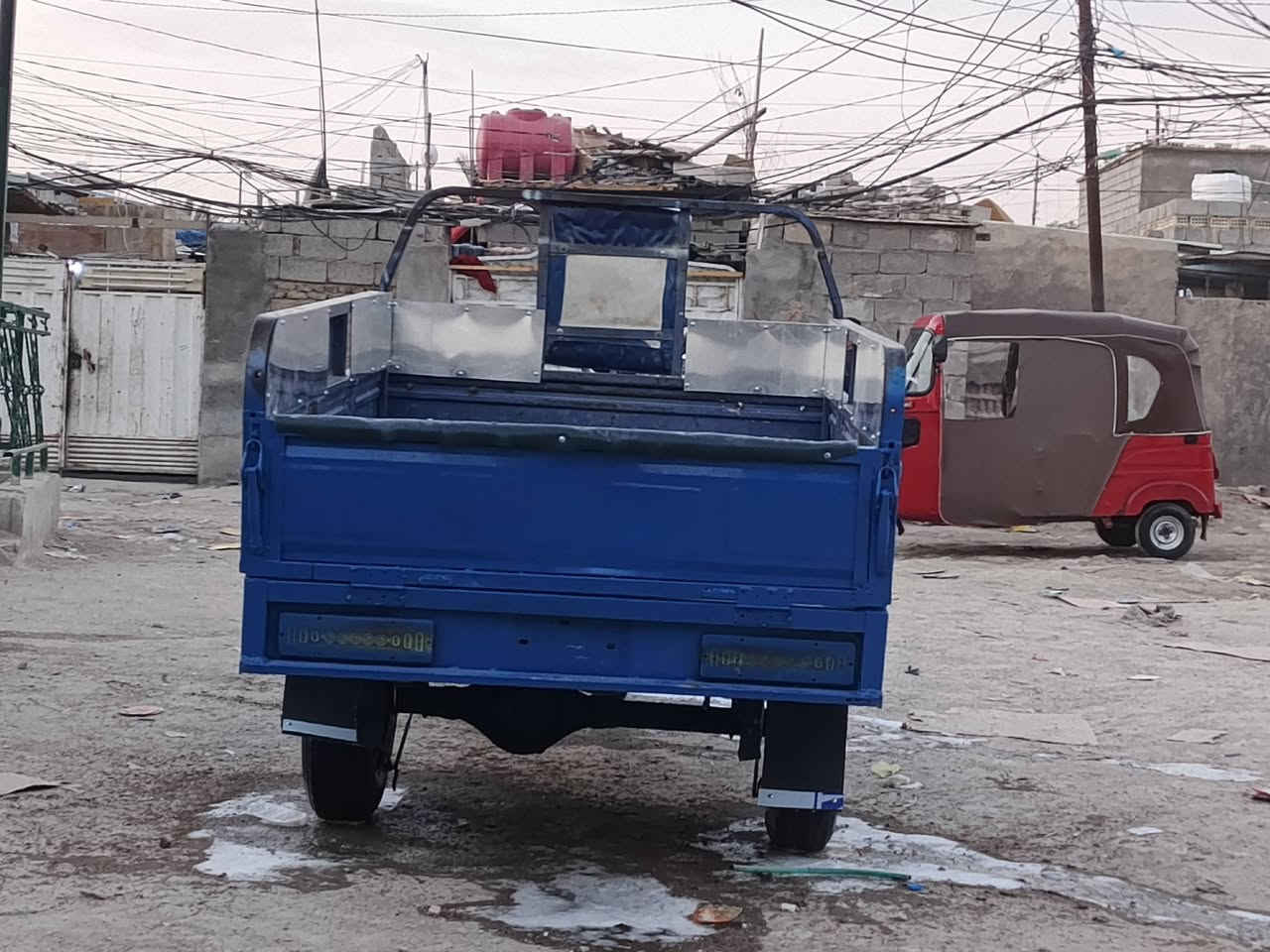 السلام عليكم ستوته للبيع موديل 15 محرك 23 بيها باج بالرقبه بكاني كربلاء حي الغدير***********
