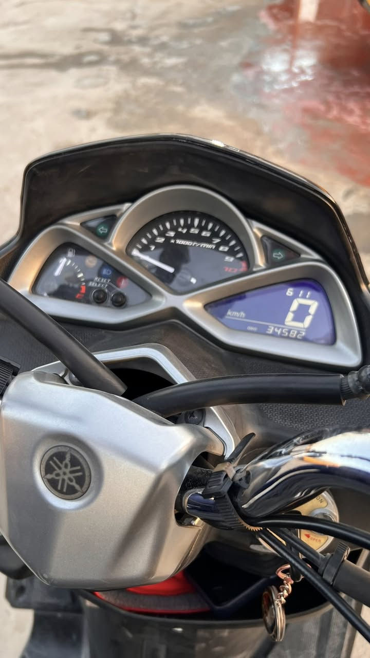 ماجستا s موديل 2008 نوزل
مكفولة كفالة عامه مكانها بغداد جسر ديالى القديم
2 مليون وبيها مجال 
للتواصل ‭0770 796 2381‬
