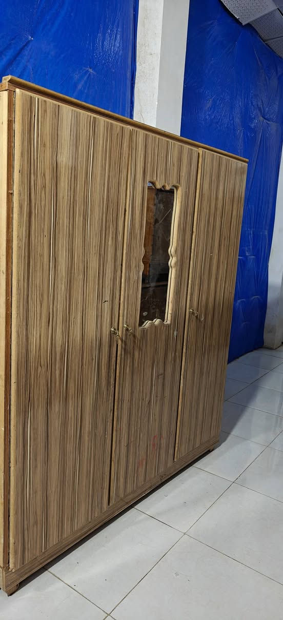 معرض ومعمل سند للبيع وشراء الاثاث المنزلي جديد ومستعمل داقوق سايدين العشاير قرب صيدليه النعيم دكتور خليل يوجد لدنيا تفصال قنفات وديوان حسب الطلب وباحدث الموديلات الاستفسار ***********@***********
