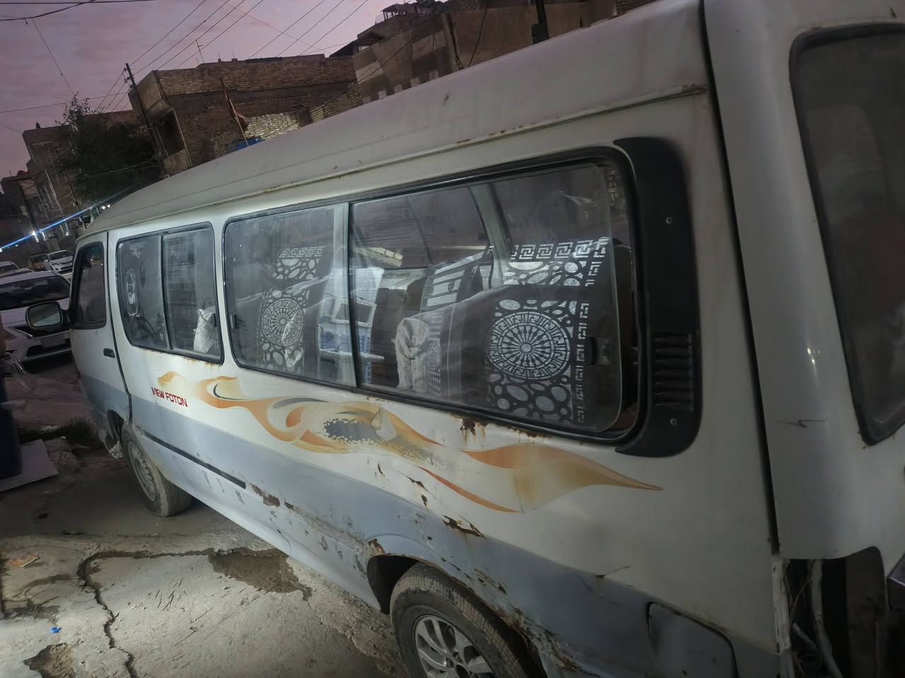 سلام عليكم فتون موديل ٢٠١١مكينة هستوني شادهة وكير جديد تخم تاير بيهة نقص بس الباور بيهة مكينة فور واي راعيهة موجود بس مطلوب ضرايب اني ابيع صافي مالي علاقة يعني ابيع موصلية انطيك رقم راعيهة ونتة ويا السعر ١٧وبيهة مجال شي بصيط رقمي ***********
