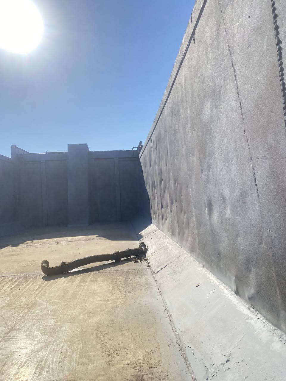 بدي مايلر خمسه واربعين للبيع السعر 35 ورقه الاستفسار الاتصال ***********
