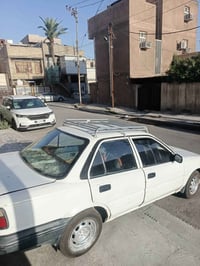 كورلا موديل ١٩٩٠ مكينة كير  اشاير بك لايت +لايت امامي كلة تمام  المكان...