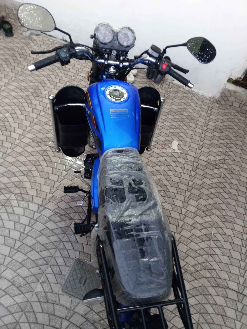 دراجه 2026 دراجه طق شركه دراجه ماشيه 5000 كيلو بالكرتونه الدراجه ايش قد ما تقول جديده بعده بالايلون دراجه بالمحلات سعره مليون و250 واسال عليه انا رايده ب 950 بمجال كلش بسيط دراجه شقد ما تقول جديده وبالكرتونه الشراي خليه يتصل على رقم الهاتف مكاني كركوك ***********
