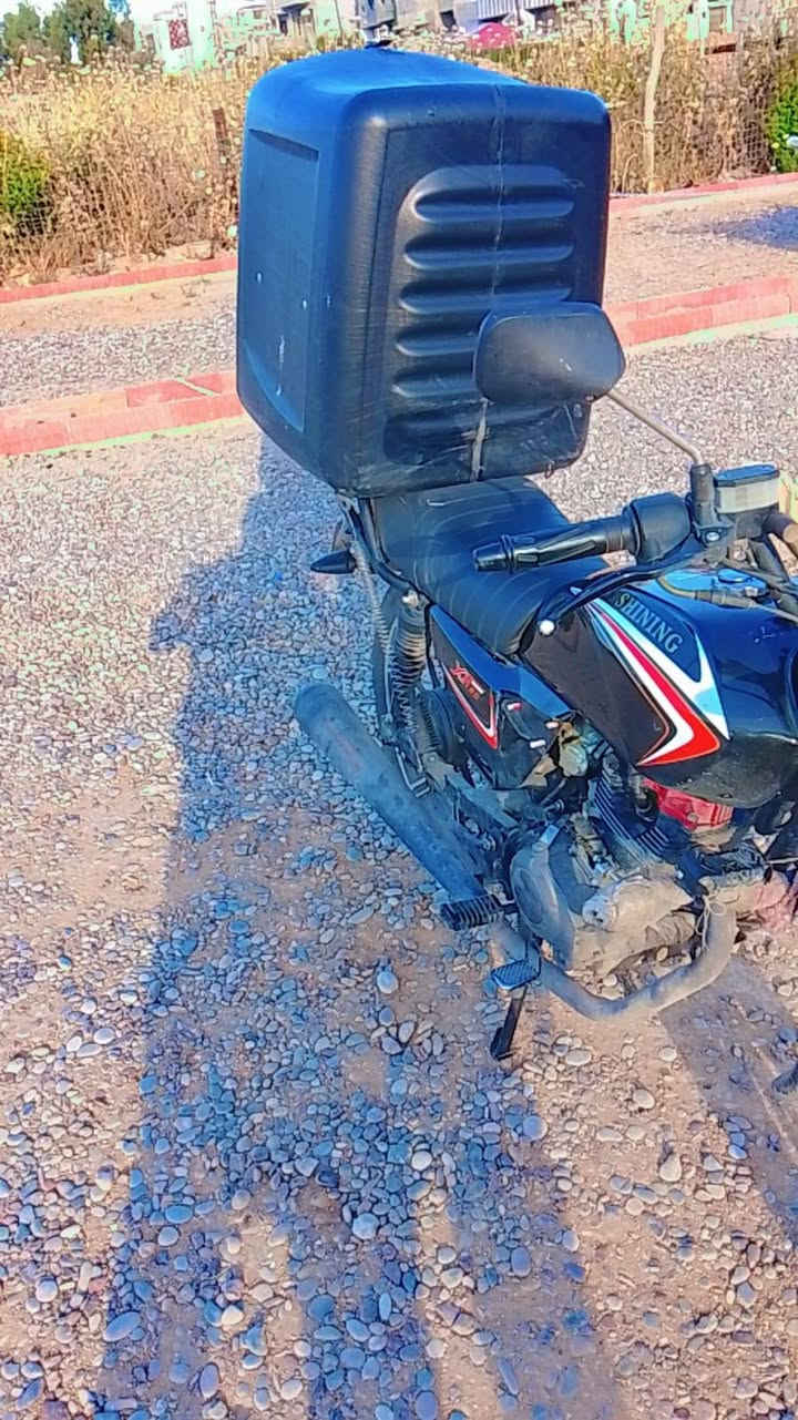 ماطور شاينك للبيع شرط مامطخوخ صبانه نضيف كدام عينك. يعوزه دشبول سعره 1750بي مجال حك. جيتك. ***********واتساب 
***********
