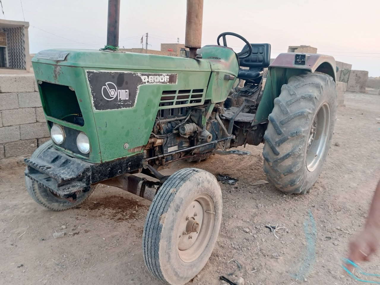 سلام عليكم  مكينه  سيرتات  وضع شريكه بس محرك مفتوح مكينه خير  من الله شراي ينتصل رقم  ***********
