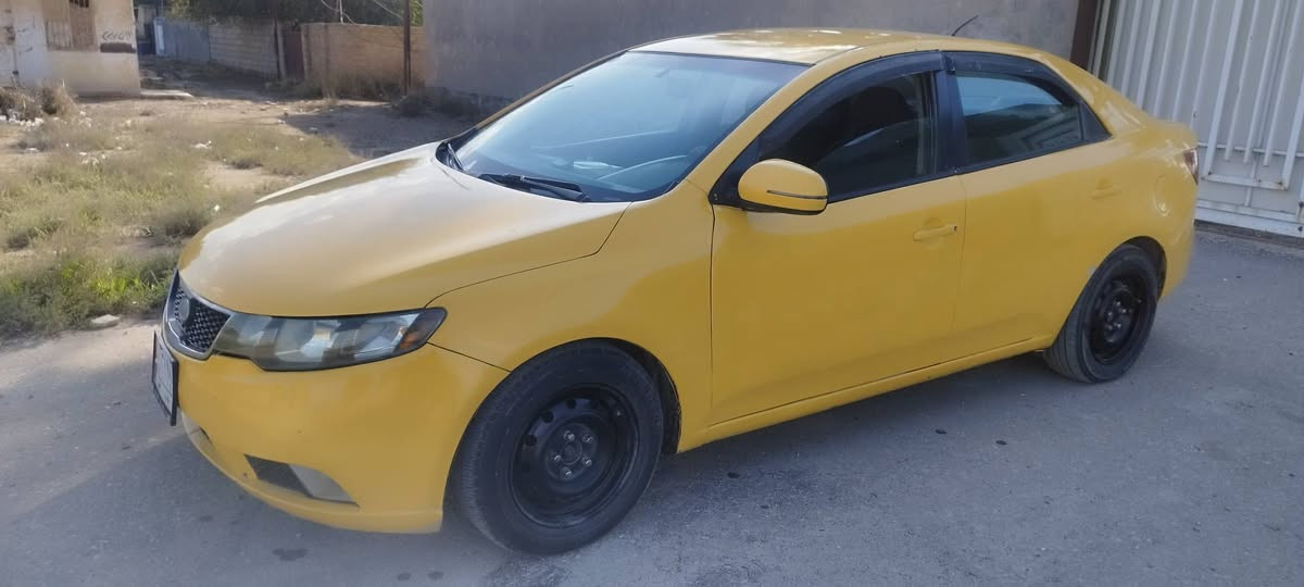 فورتي وارد امريكي2013
كير و مكرك 2400 ✈️✈️ شرط فحص
تبريد 🥶 ثلج
تخم تاير جديد 
شاشه ايباد تحكم ستيرنا
حادثها مال امريكه  جاملغ الخلفي بدون داخل خلاص
مصفر غرمات وهيأة نقل
رقم بغداد تحويل مباشر
مكان السياره بابل المسيب 
*********** / ***********
