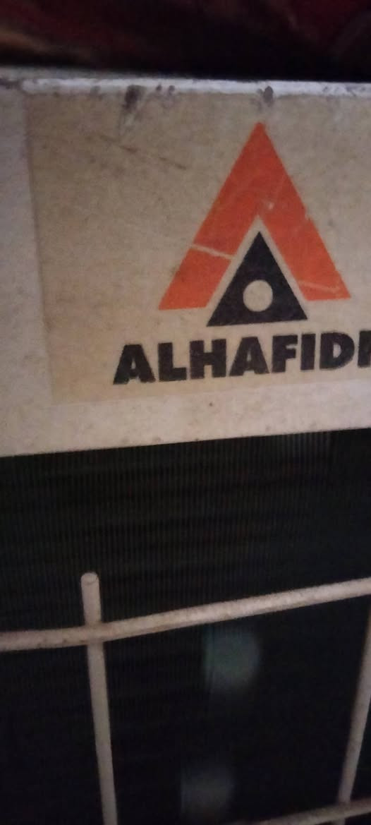 سلام عليكم مر خصت ابو الكروب
عدي ٣مكيفات شغلات بس واحد مكسور البوري مال تبريد

للاستفس ***********
