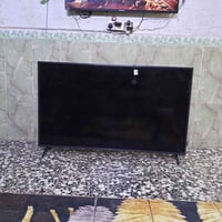 بلازمه LG مكسورة الشاشة حجمها 65 (شغالة) السعر خاص مكان مدينة الصدر ال...