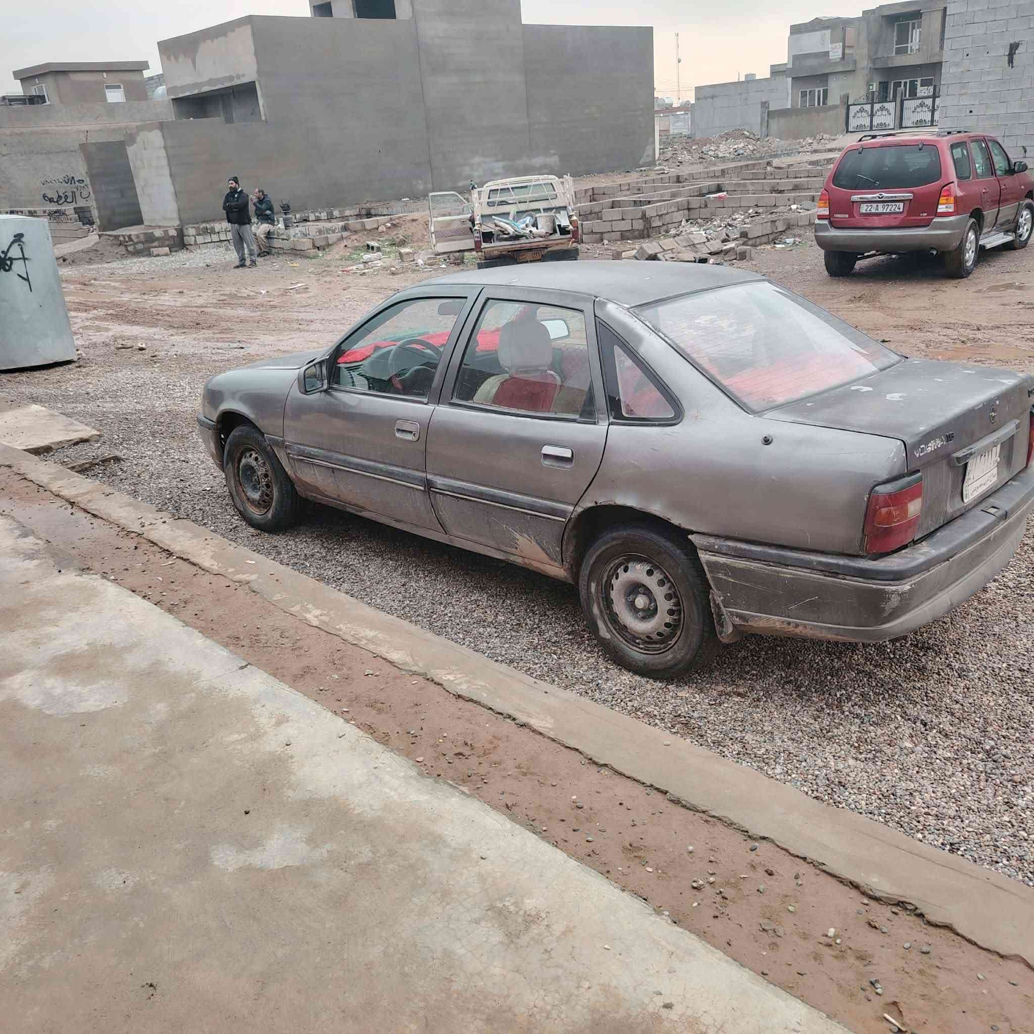 فكترا موديل ٩٢ حجم ١٦ رقم صلاح الدين مشروع وطني دفتر بانزين مابيها كير محرك صدر تاير كل شرط بيها ضربه بل جاملغ خلفي للبيع السعر ٣٠ بيها مجال مكان السياره كركوك غير متواجد عل فيس اتصل على الرقم ***********
