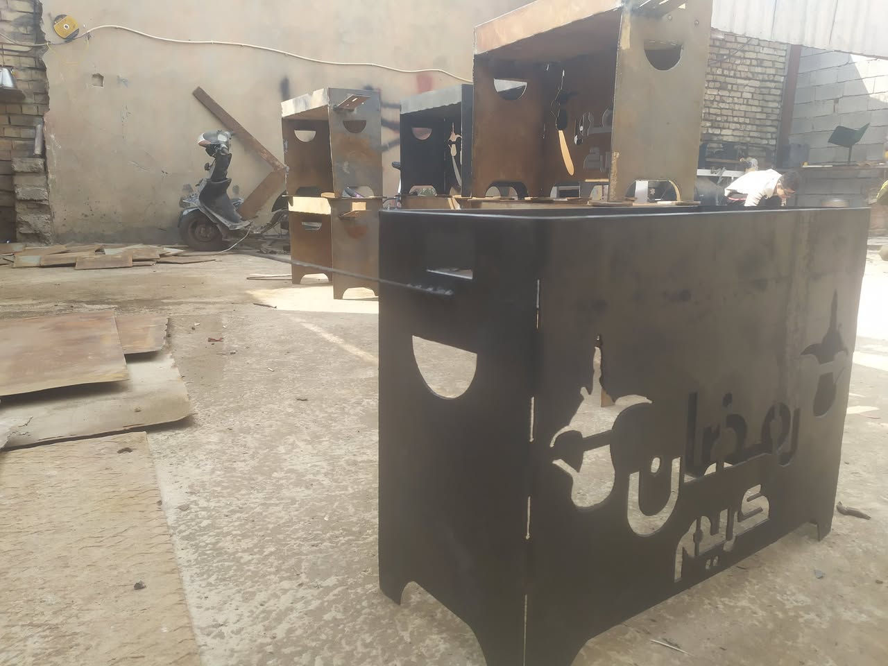 مناقل حديد ثقيل تصميمي
***********
