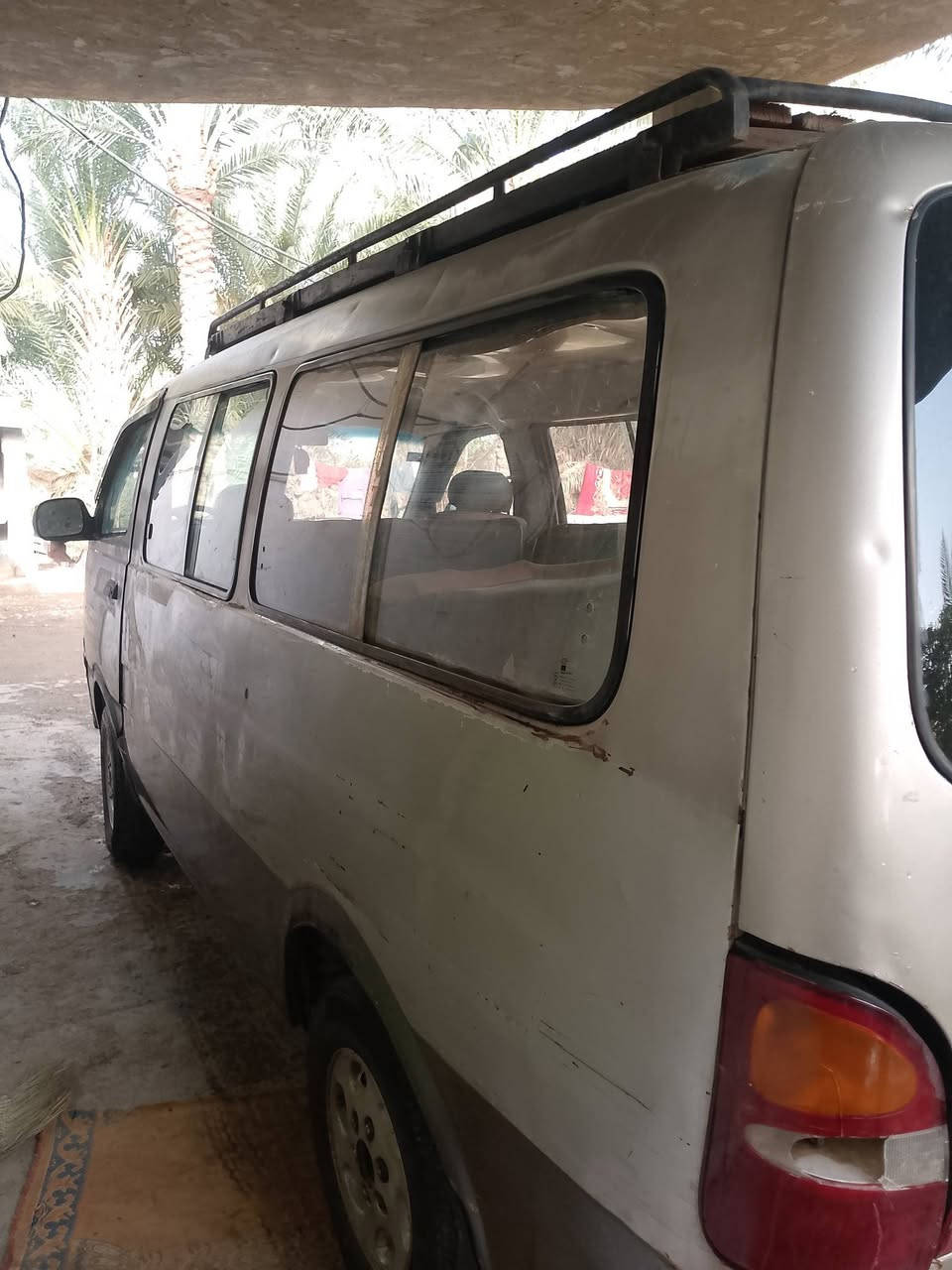 سلام عليكم بريجو للبيع موديل 2000 رقم بغداد انكليزي بسمي كير محرك اكسن خير من الله السعر 55 وبيه مجال للاستفسار ***********
