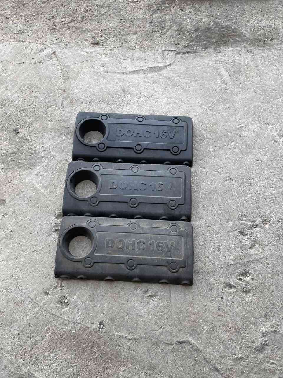 السلام عليكم ادوات فورتي سيراتو شكل القديم من 2009
الى مديل 2013 يوجد توصيل جميع المحافظات 5 الف 
رقم الهاتف *********** اي شي تحتاجون بخدمتكم اخوكم محمد الفريجي موقعنا بغداد ساحة مضفر
