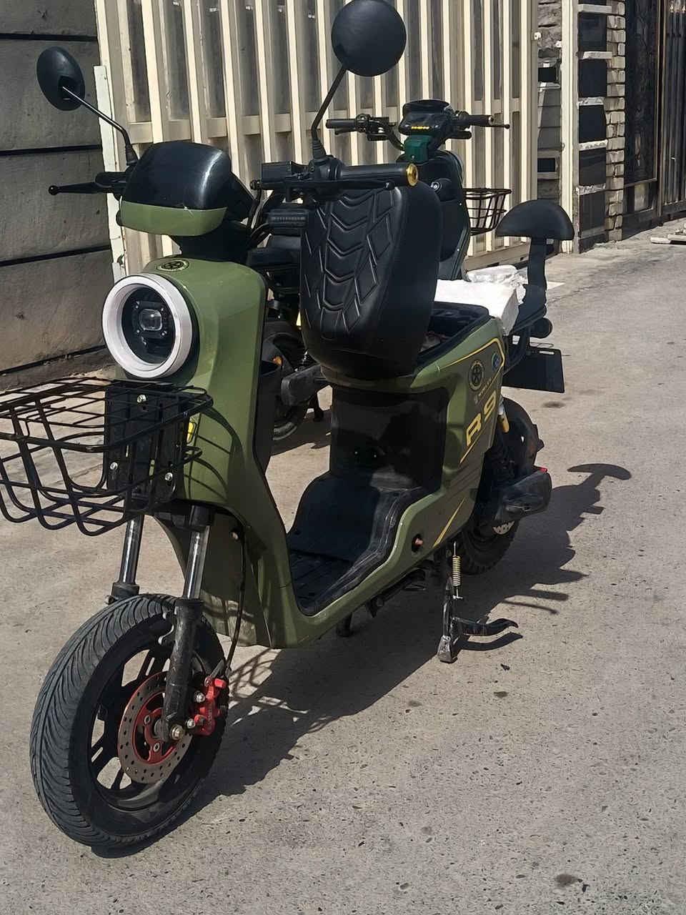 السلام عليكم :R9للبيع 5بطاريات دراجه جديده مديل 2026فول مواصفات من حسن وحسين الوصل موجود ضمان شراء سرعته 109 دراجه 4نمر مستخدم شهر العنوان بغداد جسر ديالى القديم الشراي خاص


**إذا كنت صاحب هذا الإعلان وتريد حذفه لأي سبب، رجاءا أرسل رسالة إلى الدعم الفني**