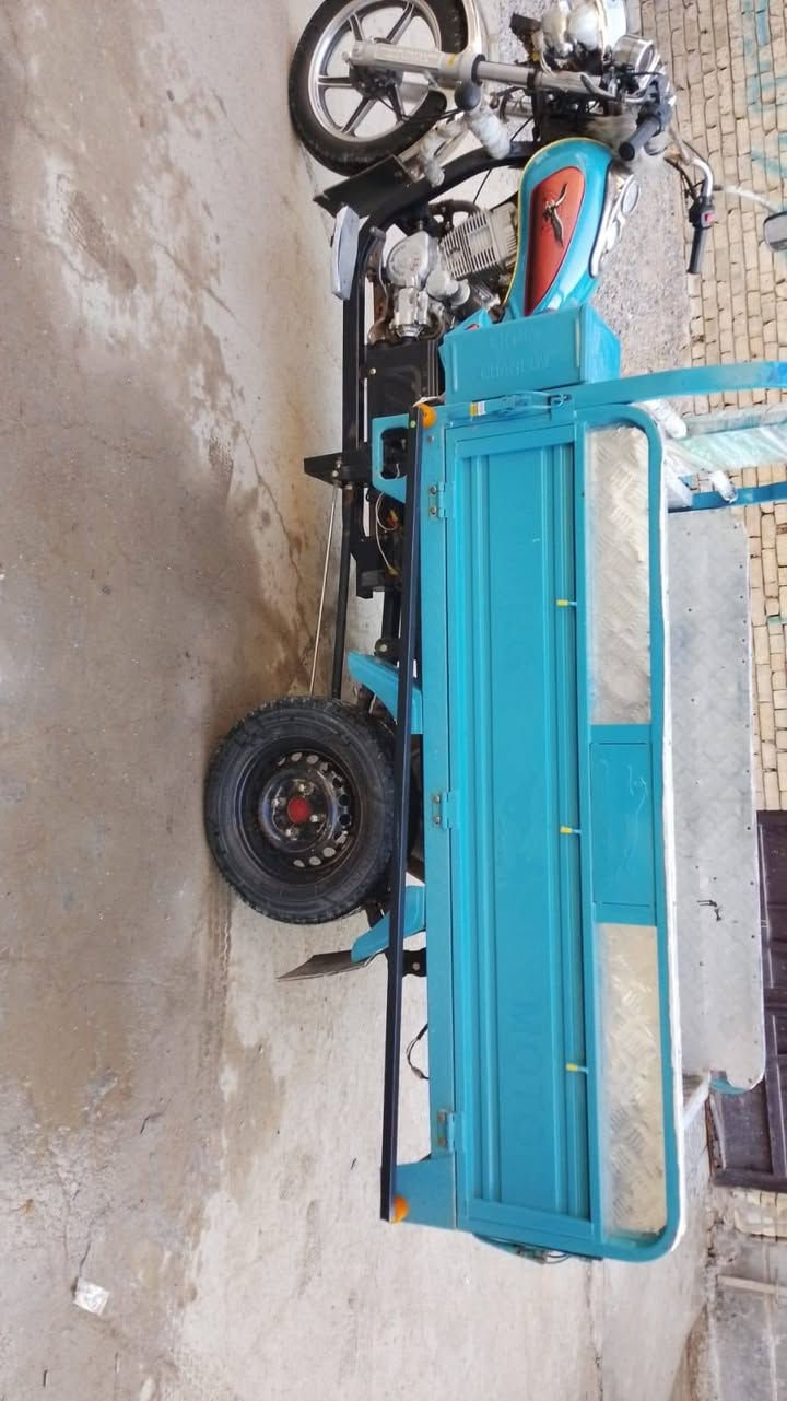 السلام عليكم ستوته موديل 2023 أوراق كاملة تخم تاير جديد سعرهه 2500وبيهه مجال ***********
