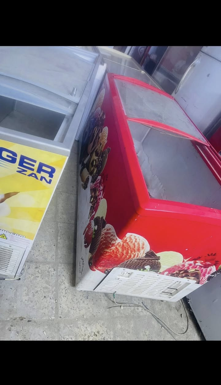 سلام عليكم عارضات للبيع عامودية حجم (32 قدم ) وبطحيات حجم (18 قدم ) آخو جديد شرط ضمان شراي يتصل على هذا رقم *********** مكاني بغداد واكو توصيل فقط بغداد 🚚
