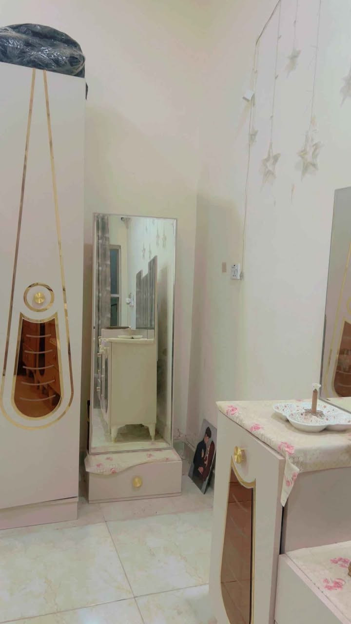 غرفه اخشاب مستخدمه اقل شهر جديده كلش مكان جربوعيه الاولى. متواجد وتساب*********** السماوا, المثنى
