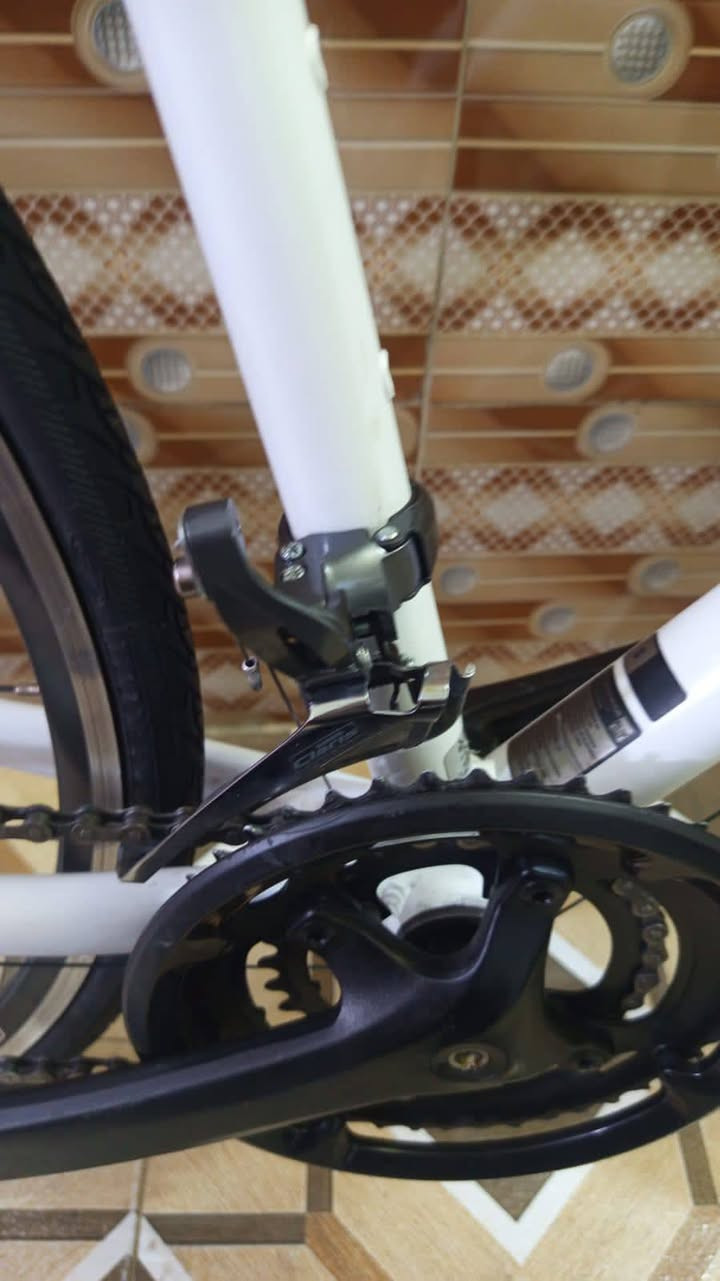 بايك ماركة GIANT ماشة كاربون معدن المنيوم فول نظافة الحجم s عدد التبديلات 10 *2 امامي *8خلفي بريكات مزدوجة
البصرة شط العرب
السعر:260 
الهاتف :***********
