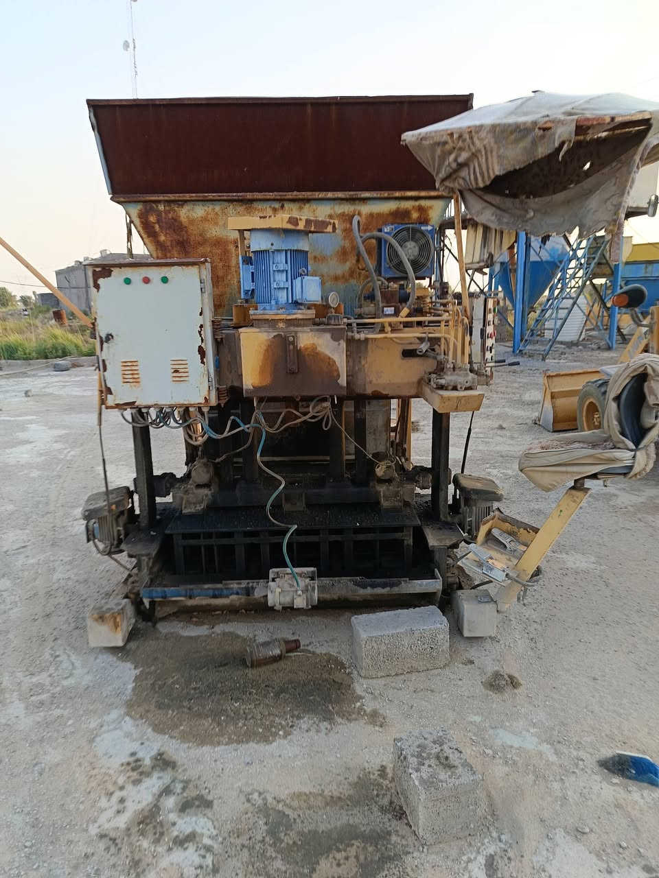 شفلات البيع صيني وياباني  مكان الناصرية الشطره معمل كامل البيع ***********
