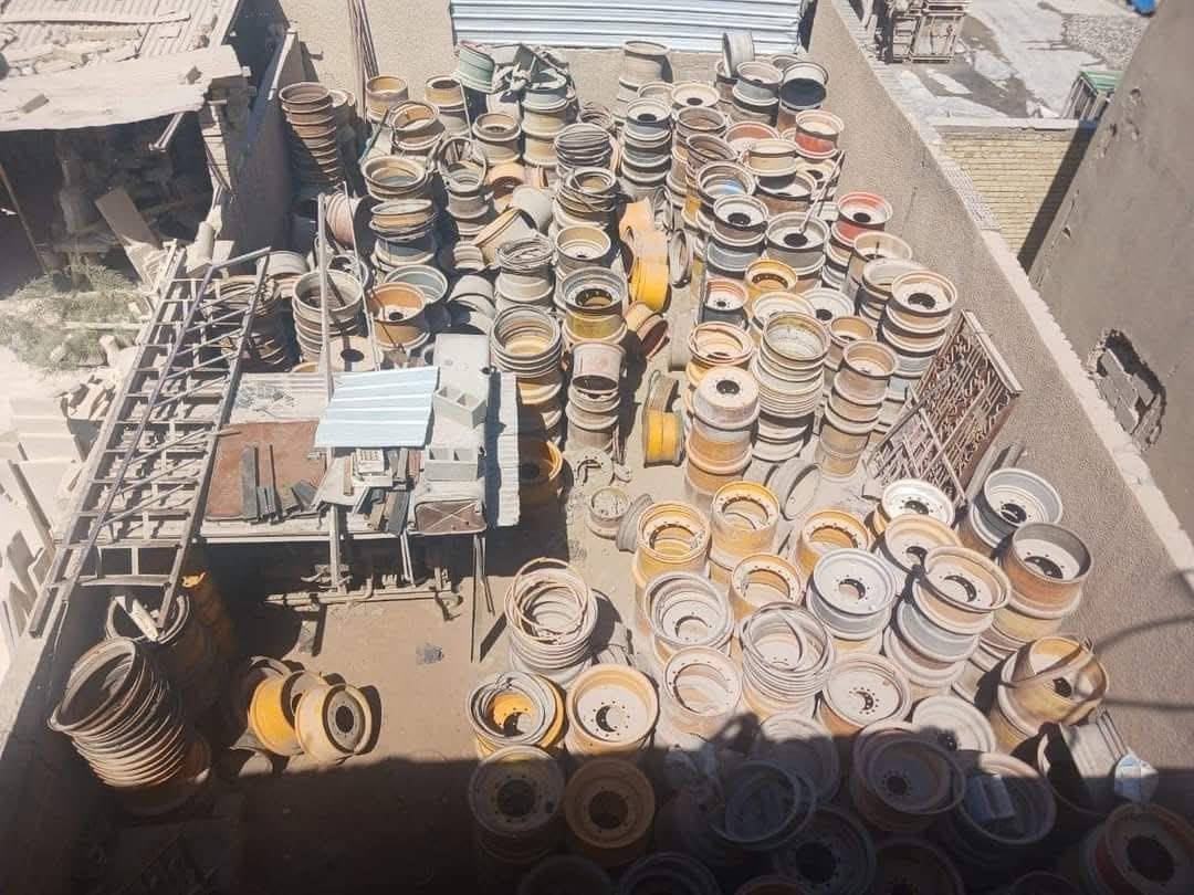 محلات قاسم العكيلي عالم الويلات
لبيع كافة أنواع الويلات للمكائن الثقيلة والخفيفة 
فالفو كتربلر كتر 938j وكتر 938kوكتر 950 كاماتسو وجي سي بي كافة أنواع jcb
للاستفسار الاتصال متوفر واتساب ***********
العنوان بغداد الكمالية مقابل شارع المصرف
