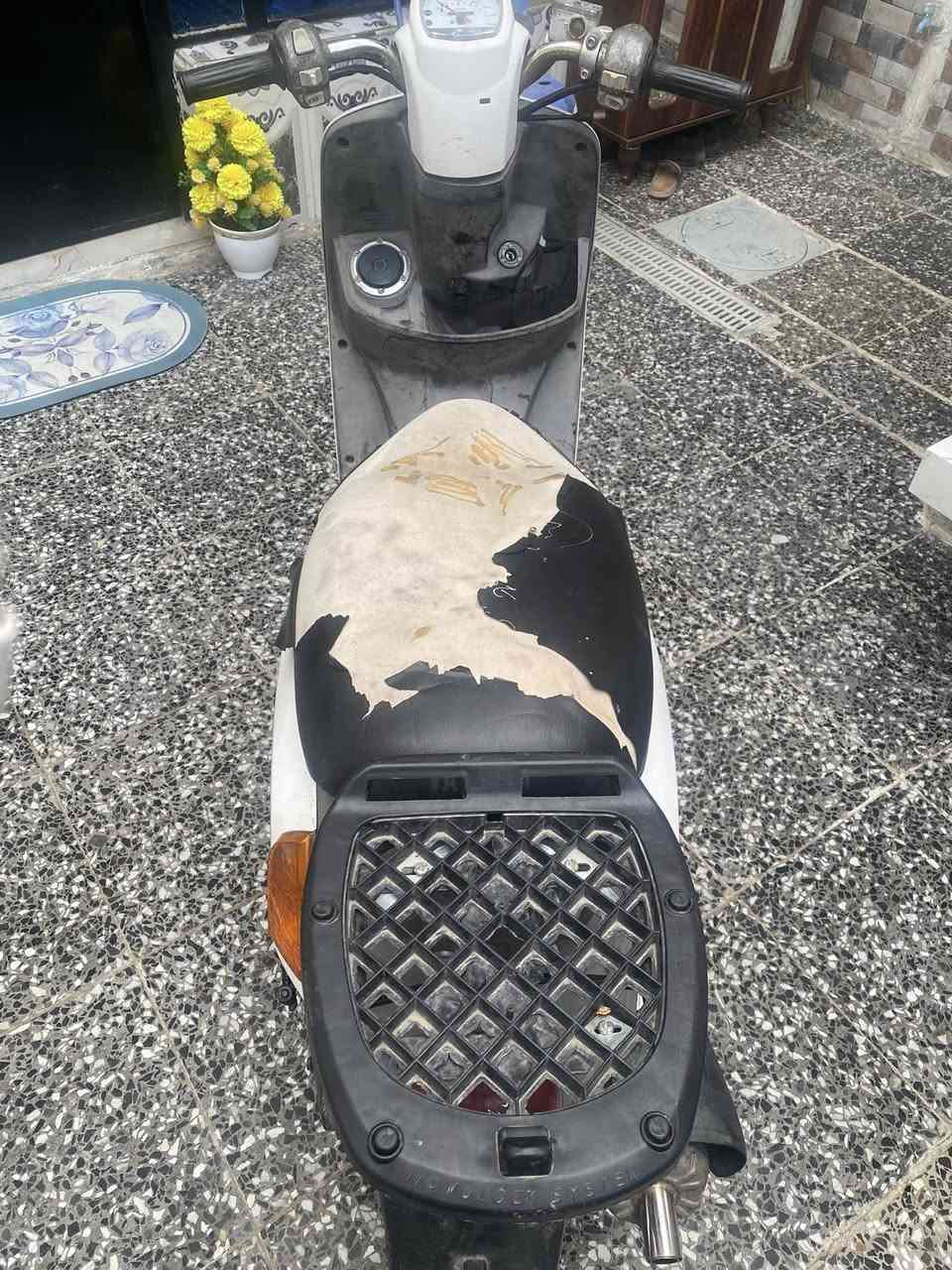 سلام وعليكم دراجه نوع ماكس بوليس دراجه نضيفه لاتنقيص ولاتبخير جيب فيتر وفحص صالنصه رياضي ابلادي السعر 800وبيه مجال مكاني بغداد حي الكوفى رقمي ***********
