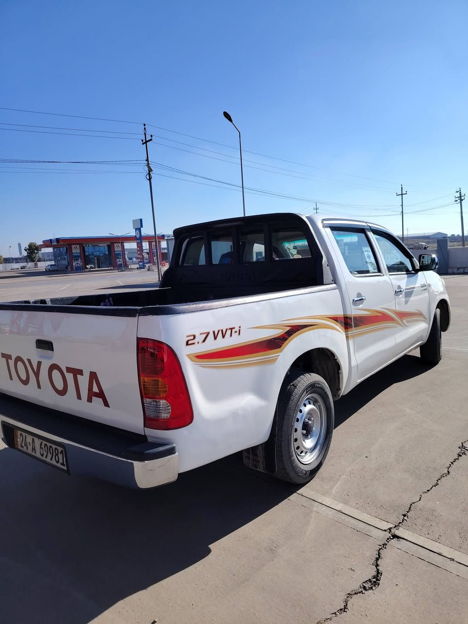 بيكم موديل 2011
رقم جديد محرك گير صدر كلشي بيها ع الشرط تحويل او وكالة. السعر 155 ويرهم مراوس بنيفارا  مكان السيارة بيجي الزوية 
الاتصال ***********
***********
