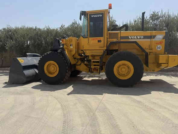 لبيع شفل فالفوحجم L120cموديل ١٩٩٩رقم سليماني شفل جاهز شغل ***********)كورك ***********
