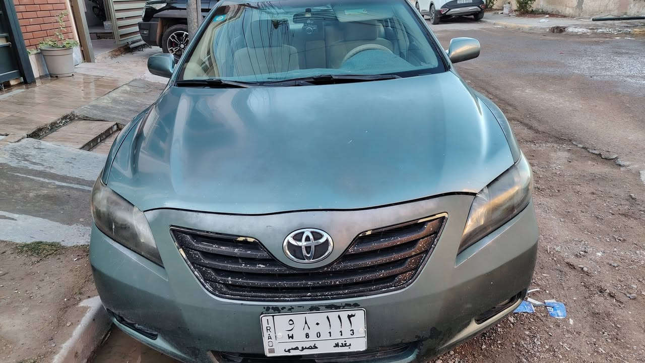 كامري 2008 وارد امريكي حادث باب السايق مصبوغ والباب الي خلفه والصفحة مرشوشة كلير محروك متغير لونه . بجم كبس بدون ايبراك فقط ايرباك بردة جهة السايق ماشية 135 الف ميل تبريد منظومة جديدة باتري جديد عبوة فيول بمب جديدة لايت زينون كرسي السايق كهرباء محرك جيد مابي لادخان ولا تبخير كير جيد جدا . الصفحة عكس السايق بيها رصعة بالتكمة الخلفية واكعة عليها حديدة ومامصلحها . بيها مكانات جراد وشخوط السيارة حلوة وعظمتها نظيفة ودواخلها نظيفة  .
السعر المطلوب 90 ورقة او مراوس بجورني 4 سلندر 3 قطع تبريد بدون بجم موديل من 17 الى 20 ويفضل كروز رود او جي تي والفرق نقد مباشر يفضل رقم بغداد او السليمانية من صاحبها الشرعي 
كل التفاصيل عن السارة مذكورة بالمنشور الي يحب يراوس يتصل او يراسلني واتساب او ماسنجر 
مكان السيارة بغداد العامرية 
السيارة رقم بغداد باسمي 
***********
