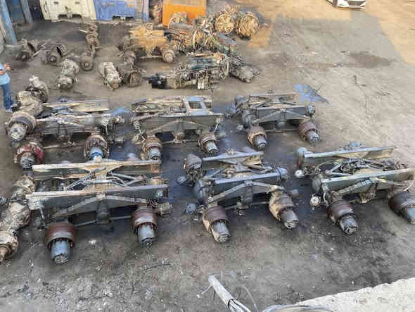 ما اجيبلكم محركات ومجاميع إذا مو أوربي 
بفضل الله وصلن مجاميع ومحركات فالفو 122/420شرط الشغل 

العنوان جرف النداف 

***********/حسن الدفاعي
