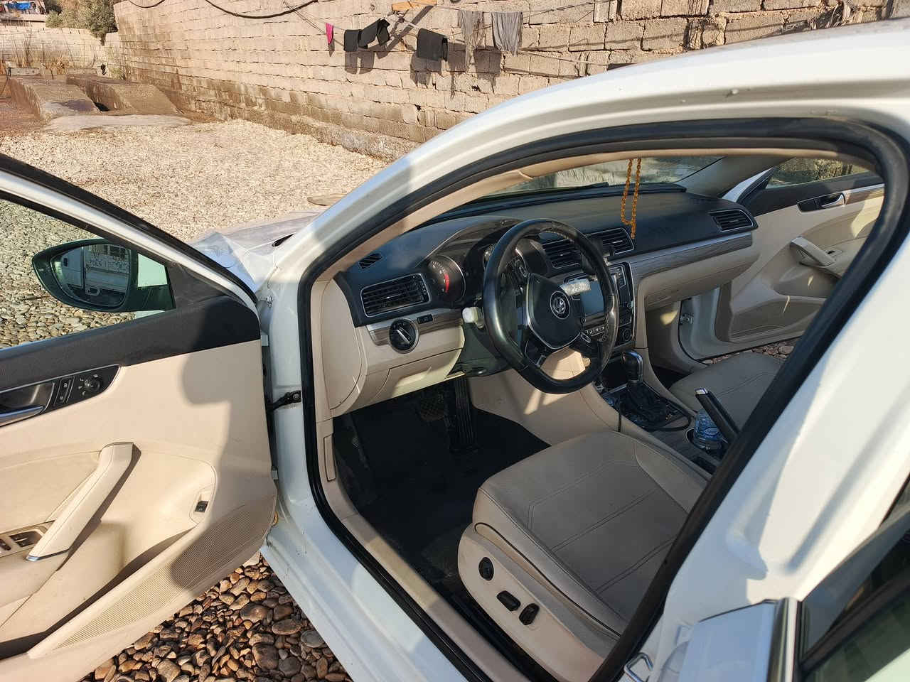 الوحش الألماني للبييع فولكس واكن باسات موديل 2018 فول مواصفات SE
تحكم ستيرن جهتين اشاير بلمري سلايد كير ست نمر ثلاث وضعيات سبورت وعادي واوتو كامرة خلفية بلادية مثبت سرعة توقف ذاتي امامي خلفي بصمة دخول ذكي تبريد قطعتين ثلج كشنات جلد كهرباء تدفئة بالكشنات بيها هواي مواصفات 

سيارة متعوب عليها مال جناي 

بيها بنيد مبدل فقط وحافة الجاملغ بيها صبغ ايرباكات سستم بلاد 

مكينة 2000 تيربو شادها جديد ادامة كاملة مابيها نقص برغي بس شغل وطلع 

ترايك وين متريد 

رقم بغداد الدولي وهزة جديدة باسمي السنوية ل2031

السعر140 وبيها مجال للطيبين 

***********
