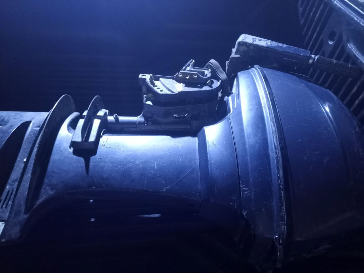 السلام عليكم مكينه 40دولفين مفتوح كير ومحرك وجاهز شغاله السعر مليون وربع بيه مجال  ***********
