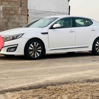 اوبتيما 15 امريكي مكينه GDI 2400  حادثها جاملغ وباب السايق بدون ايرباك...