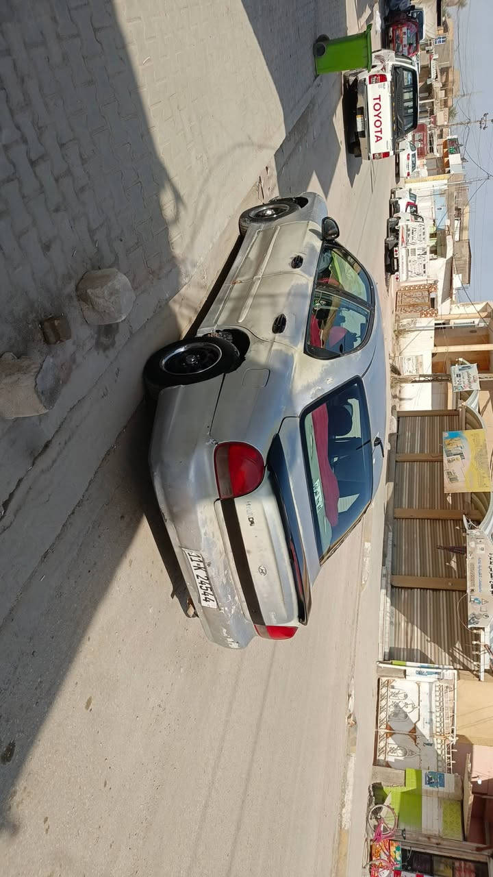 السلام عليكم بيع او مراوس
سوناتا موديل ٢٠٠٠
مكينه وكير نظيفات سياره كير عادي
صرف بانزين ماتصرف غرفته نظيفه حداديه حلوه سياره ناعمه فقط كشره يحتاجله ترتيب 
راعيه نسيبنه ويريد يداور 
مسجل سماعات صوت حلو وعالي 
سياره سعره ٣٢ وبيه مجال بسيط 
شادله دوشمه جديده ترايك وين مايعجبك
مكاني بابل محاويل 
***********
***********
