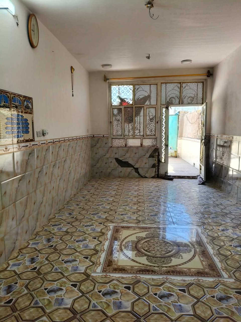 بيت للبيع طريق ابو الماش بناء طابوگ مكان راقي مساحه 250   زراعي          ***********
