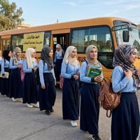 طالبات • ثالث متوسط • خناقين
