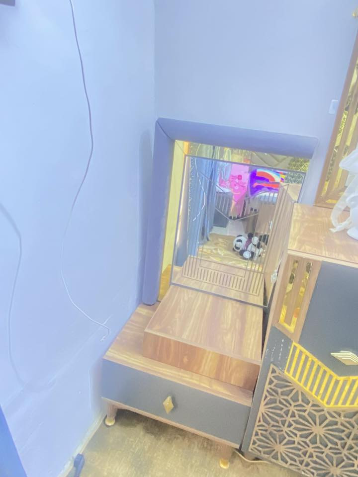 غرفة نوم للبيع 600 مع المجال للاستفسار الاتصال على رقم ***********
