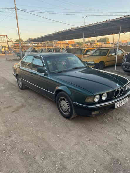 سلام عليكم بي ام الحجم 535 موديل ٩٠ سياره خير من الله مفول مواصفات بسمه رفع جام من تقفل وكشن حلد بلادي المقاعد كهربائية تبريد ثلج تخم تايرات كهربايات كلهه شغالههً ولسياره خير من الله والسعر 60 وبيهه مجال التواصل ***********مكاني دوره
