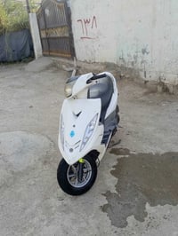 دراجه جي تي ار للبيع دراجه كامله معوزه اي شيء كل نقص ما بيها راجع خير ...