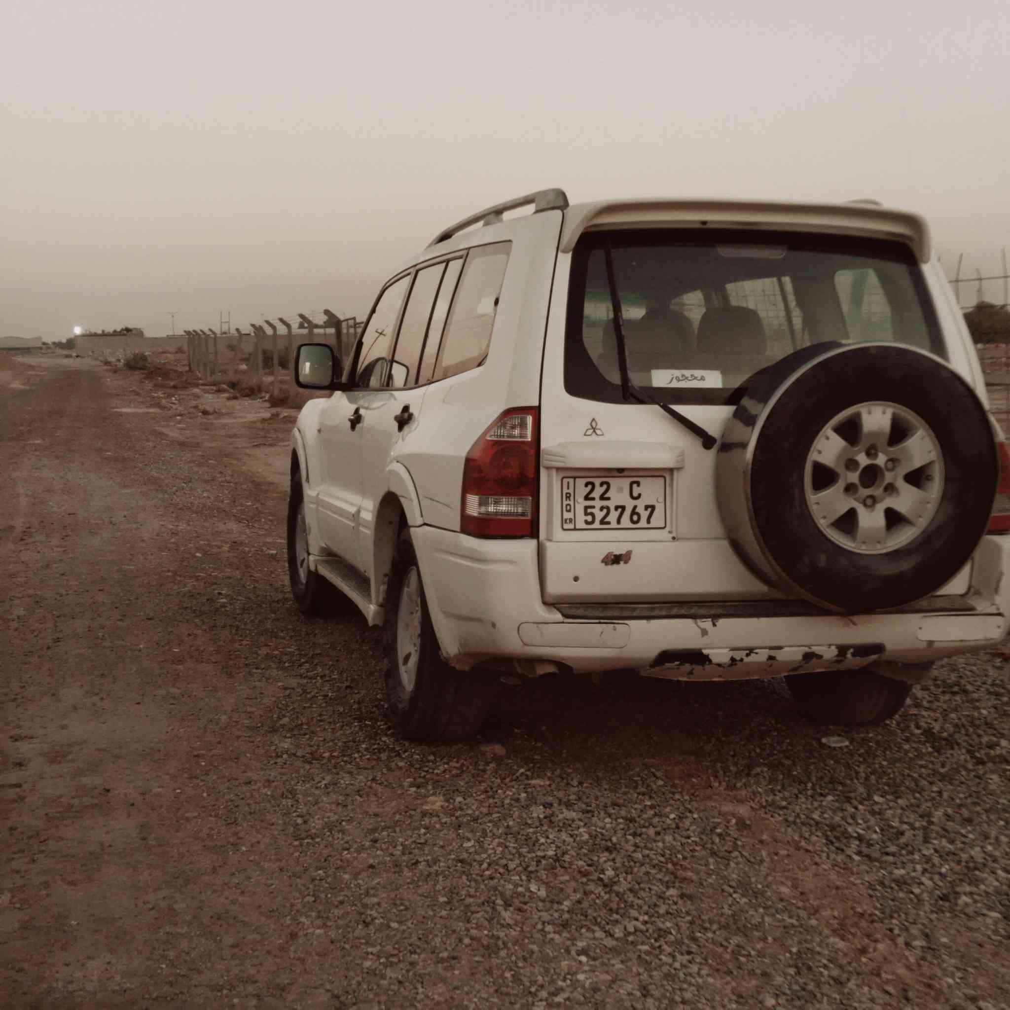 سلام عليكم 
سياره باجيرو للبيع 
موديل 2005
سياره نضيفه 
رزانه 100/100
لايتات زنون
اريل كهربائي
كشنات كهربائيه
سياره 7راكب
6سلندر 
محرك 3000
تبريد ثلج 
سياره للبيع وقابل لل امراوس 
للستفسار ***********
ول سعر مناسب جدا
