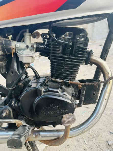 سلام عليكم دراجة للبيع السعر ‏225 ‏مكان بصره 5￼￼￼ميل    *********** ￼￼￼
