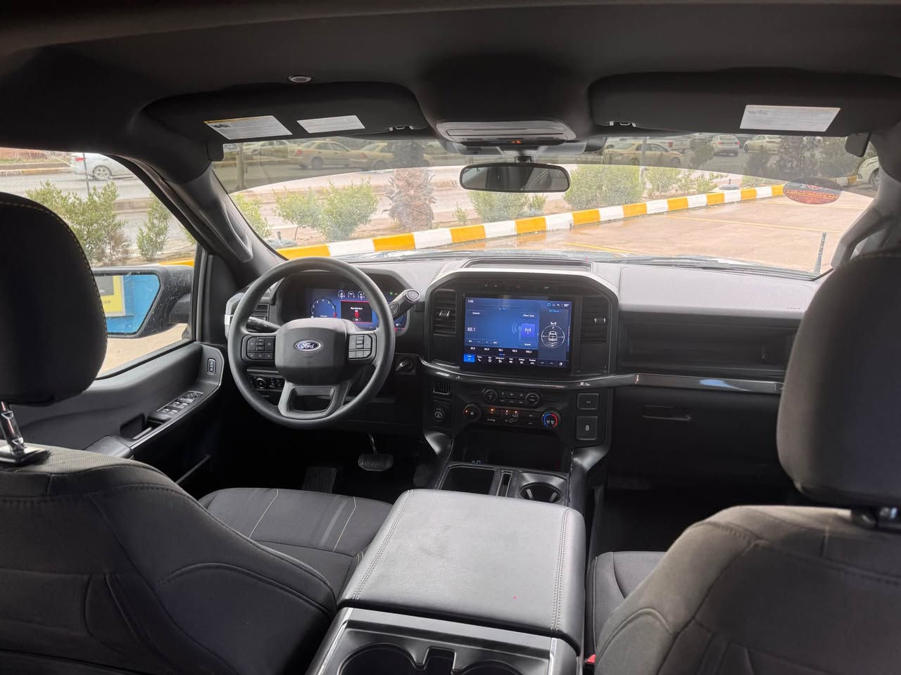 السلام عليكم
فورد f150 شكل جديد
٨ سلندر تنفس طبيعي
موديل 2024
لون مميز💙
ماشية 27 الف
حادثه جدا بسيط جاملغ وشبر بند بدون دواخل
ابرباك ستيرن فقط
موصفاته 
شاشة كبير
ردار
اتوستوب 
عداد ديجيتال
نقطة العمياء
تحديد المسار
تحديد السرعه
لايت زينون وليد
ويل سبورت
سعرها ٢٦٨ ورقة بدون رقم
مكان سياره اربيل معرض نجوم الامارات
***********
*********** أربيل, العراق
