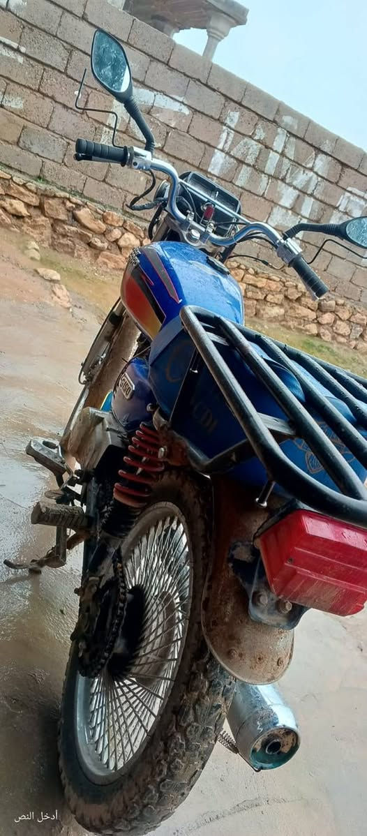 اسلام عليكم 
ماطور تايكر 2020 واريمنيه شغله كامل 
وراق بي جاهزه 
شرط برقي ما يعوزه مال جناي 
محرك جبار وزن ثقيل
سبايه مال دليفري 
قليل متواجد ع نت شراي خابرني 
***********
