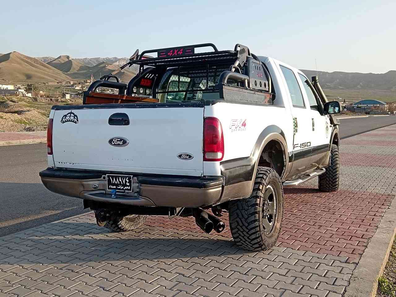 فۆرت F250 کتاببی مزایدەی لەگەڵە مەکینەی گیڕی ئەکسلوو دەبڵ ئەکسلی لۆکە ناودەشبوولوو بەرەدەرگای ناوپاکەتە ماشااللەی دەویت سەیارەکە هەموو گیانی لەسەر دەقی شەریکەماوەتەوە  چوار تایەو ویلی سفری بۆ بەسراوە ماڵی دۆستە سەیارەکە نرخی 100 مەعامەلە ژمارە مۆبایل
***********
