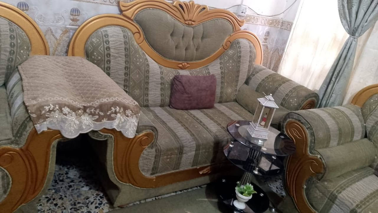 يأألله سلام عليكم البيع تخم كامل
بكاني بغداد الحسينيه راشديه السعر ١٨٠ وبي مجال الطيبين 
رقمي ***********
