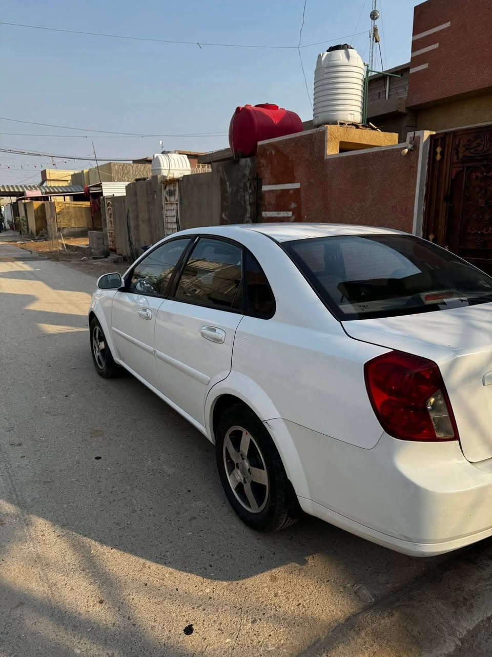 موديل ١٢ رقم بغداد
سياره جديده وجاهزه وضع شركه كير محرك تبريد كفاله عامه شاشه كبيره اندرويد كامره خلفيه دواره
 تخم تاير دوشمه
 سياره ناعمه
ماشيه 170كم
سنويه وهزه جديده
 جاملغ خلفي شبر صبغ والجاملغ الامامي صبغ
والباقي كفاله عامه
سعرها ٨٧ سياره ماتحتاج ربع دينار مصرف جاهزه
مكان السياره مجمع بسمايه
***********
