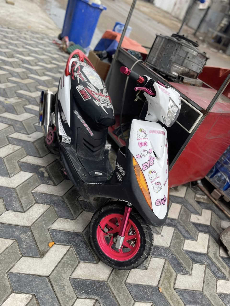 ماكس عدله رياضي نكره سلف بكل وقت مزوده دراجه متعوب عليها ونضيفه ولغرض لاستعجال دابيع مكينه55 شلعه ومعدل خير  اصوليه اوراق كامله
تزويدها اصلي للاستفسار خاص او***********

دبلات 
وياله 
فچ وصينيه 
قبضات
قبق عمبار
صالنصه
قبق مروحه 
قطره 
يدات 
عدادا الكتروني 
اشاير 
دمام مضخم 
تعلاكه 
حافضه رقم شاصي 
ستان صفح
شوته4 ولفات
