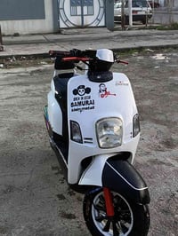 ماكس بوليس 49 • معدل • صوت عالي