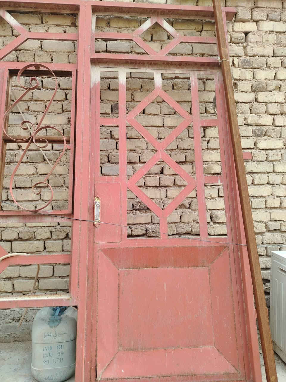 باب او شباك حديد جديده السعر مناسب للتواصل واتساب ***********
في النجف #vip #VIP #REEL
#instagram #F0F0F0
