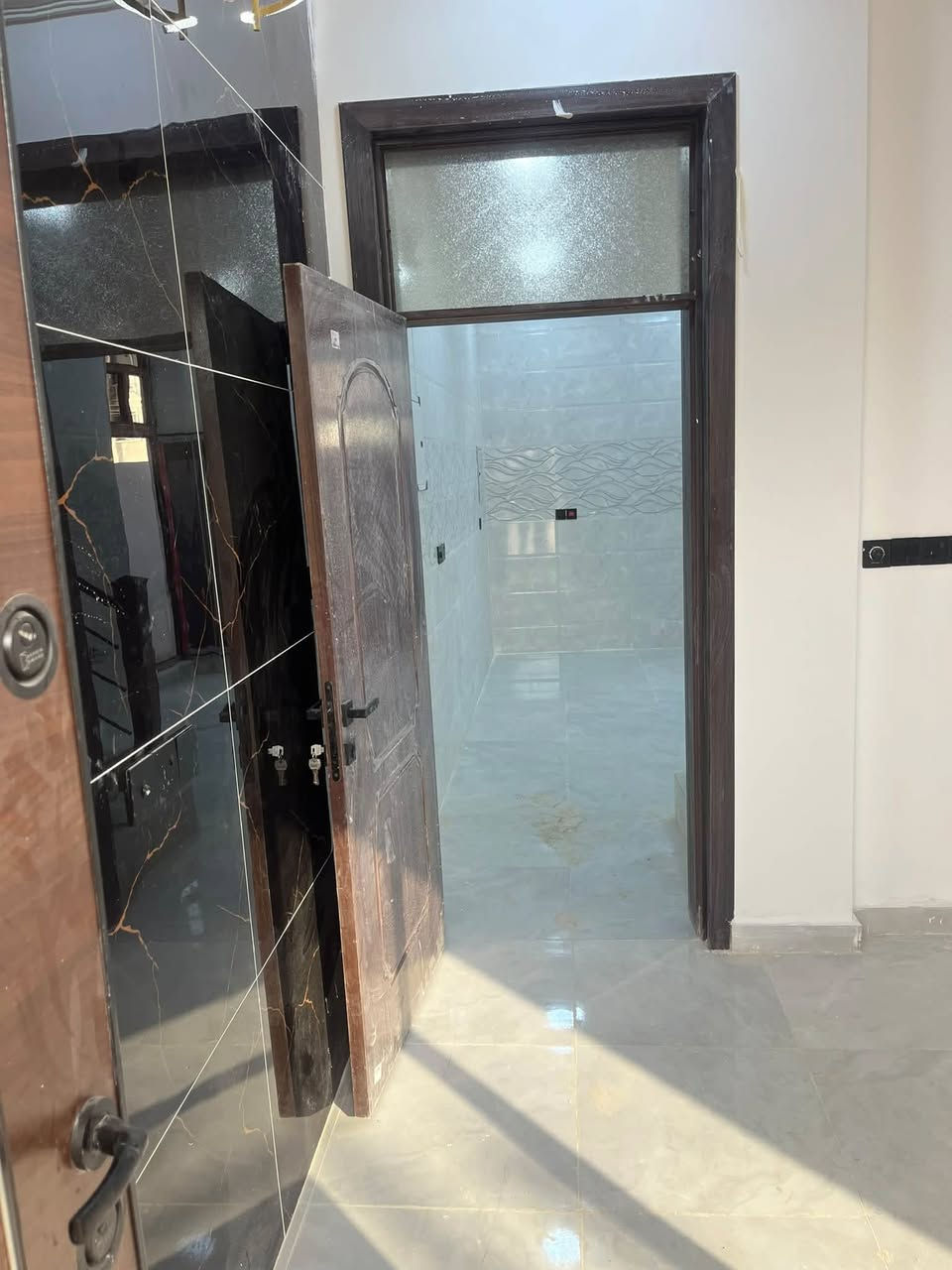 � الموقع: الدورة – البوعيثة / مجمع العيثاوي

بيت للبيع
مساحة 50 متر
طابقين 

 • 2غرف نوم
 • بناء فول (كامل)
 • تصميم فول ومميز
 • جاهز للسكن

🔥 بسعر خيالي

📞 للاستفسار والاتصال: ***********
